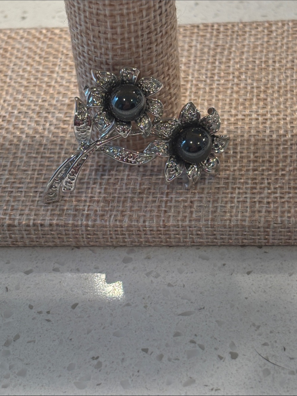 Vintage Style Silver Tone Black Pearl & Marcasite Flower Brooch Pin